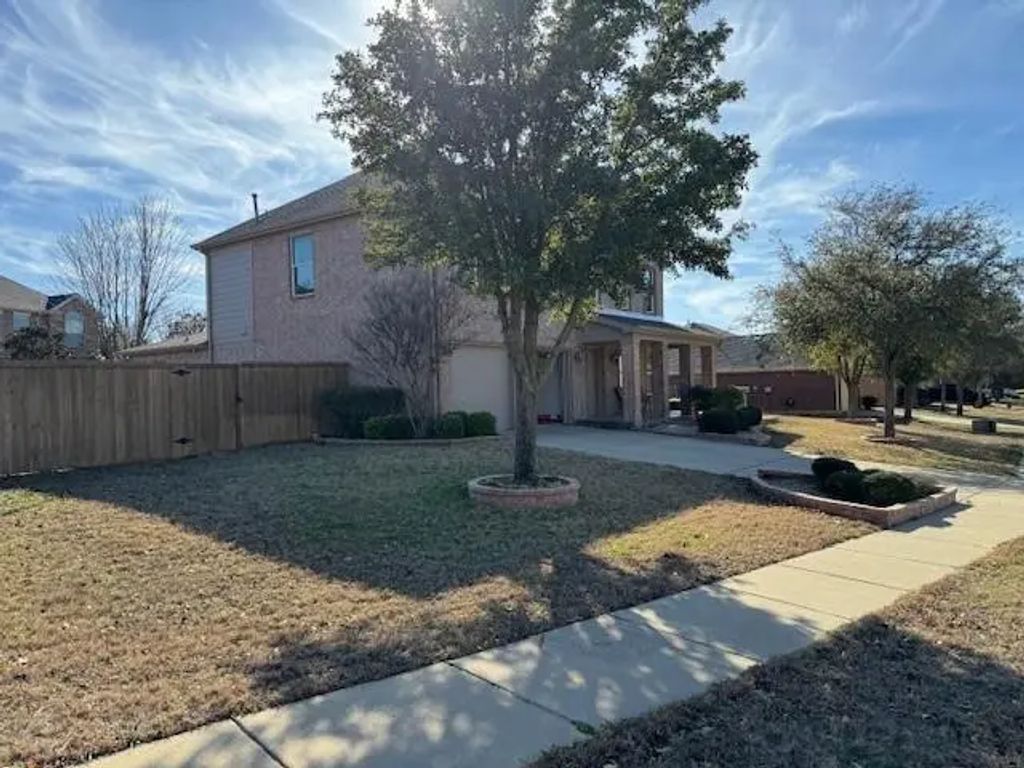 4000 Black Butte Drive, Denton