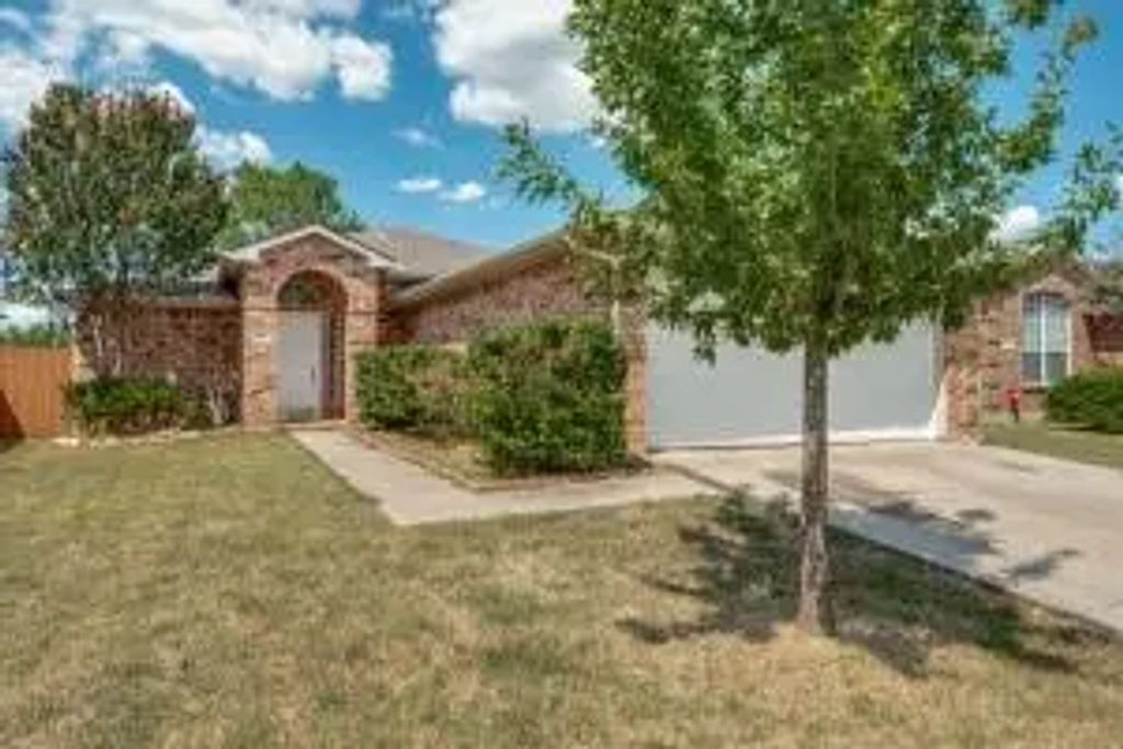1011 Port Aransas Drive, Little Elm