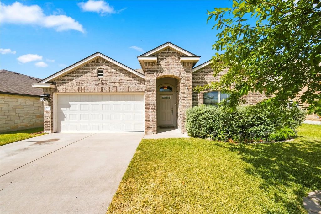 2921 Beutel Road, Waco
