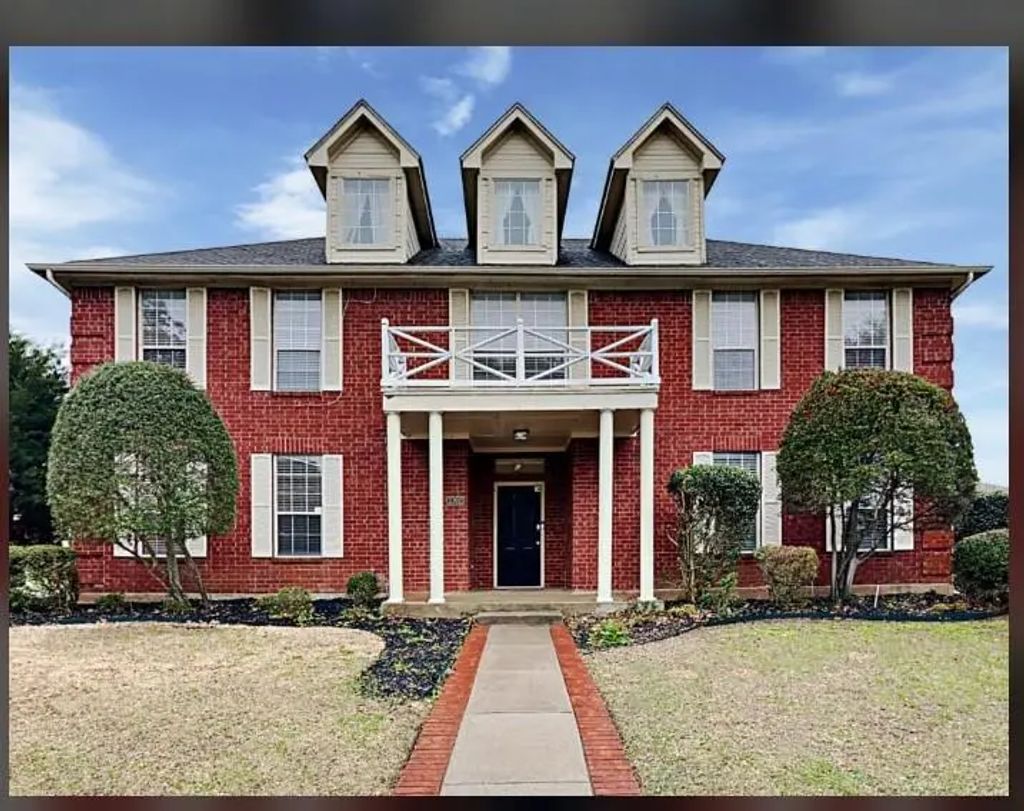 3302 Hunter Cove Drive, Arlington