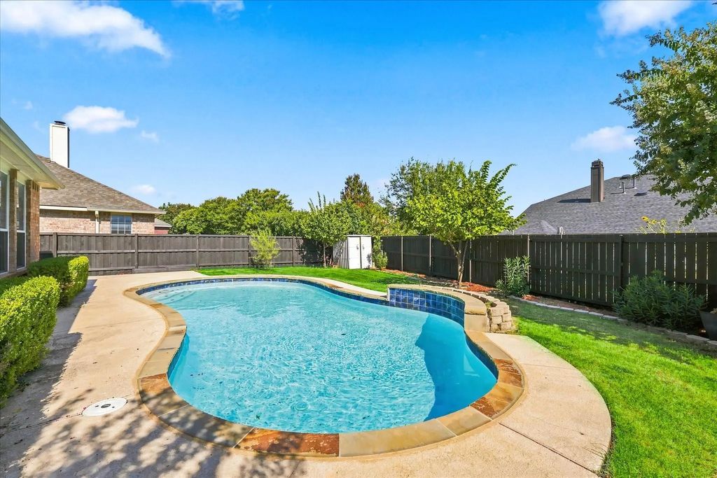 2608 Timberhill Drive, Flower Mound