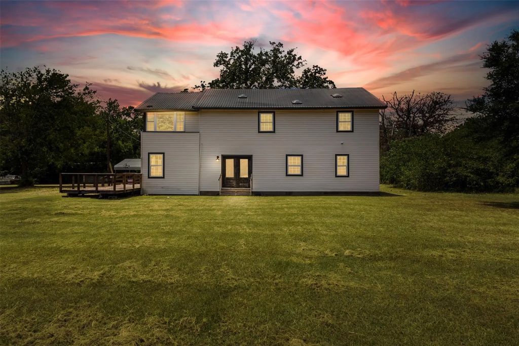 14847 N 3rd Street, Scurry