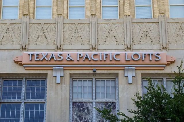 221 W Lancaster Avenue 3006, Fort Worth