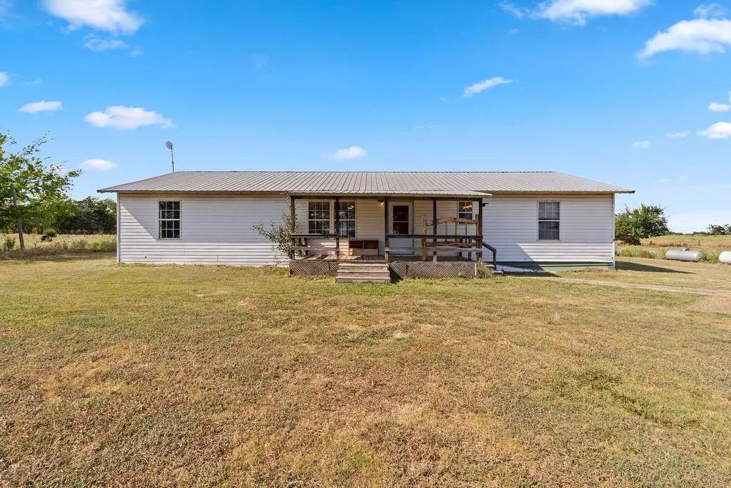2750 County Road 4772, Sulphur Springs