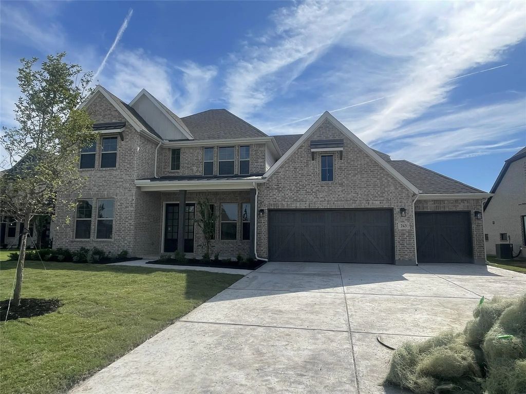 243 Maritime Court, Heath