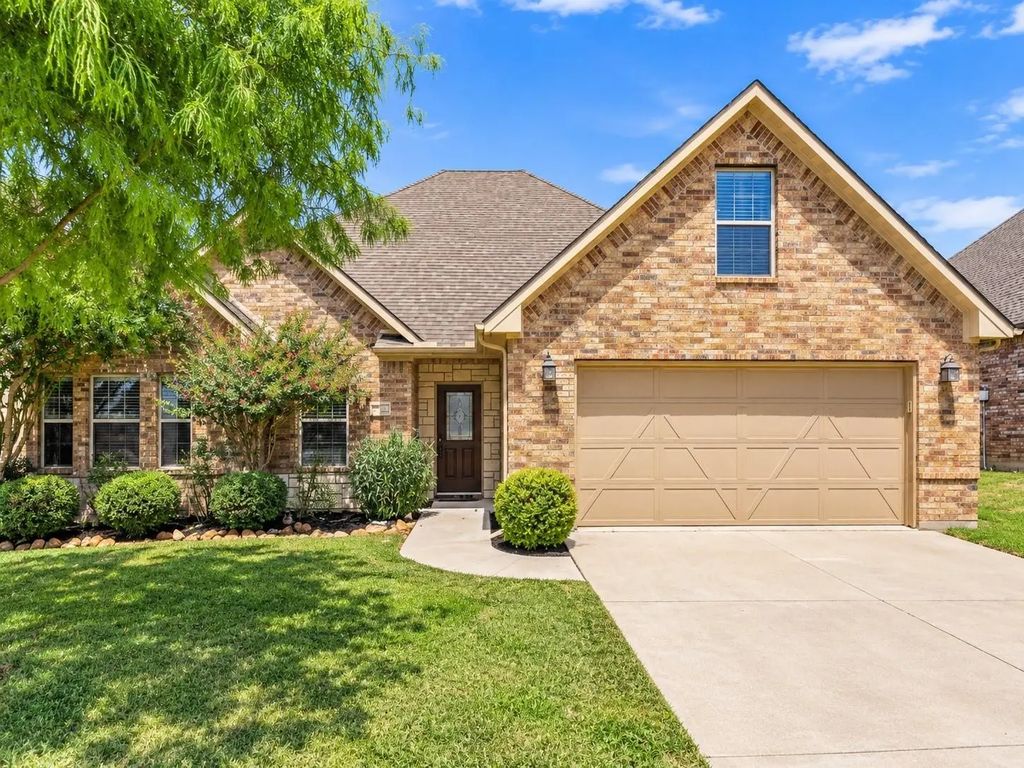 1407 Monfort Drive, Sherman