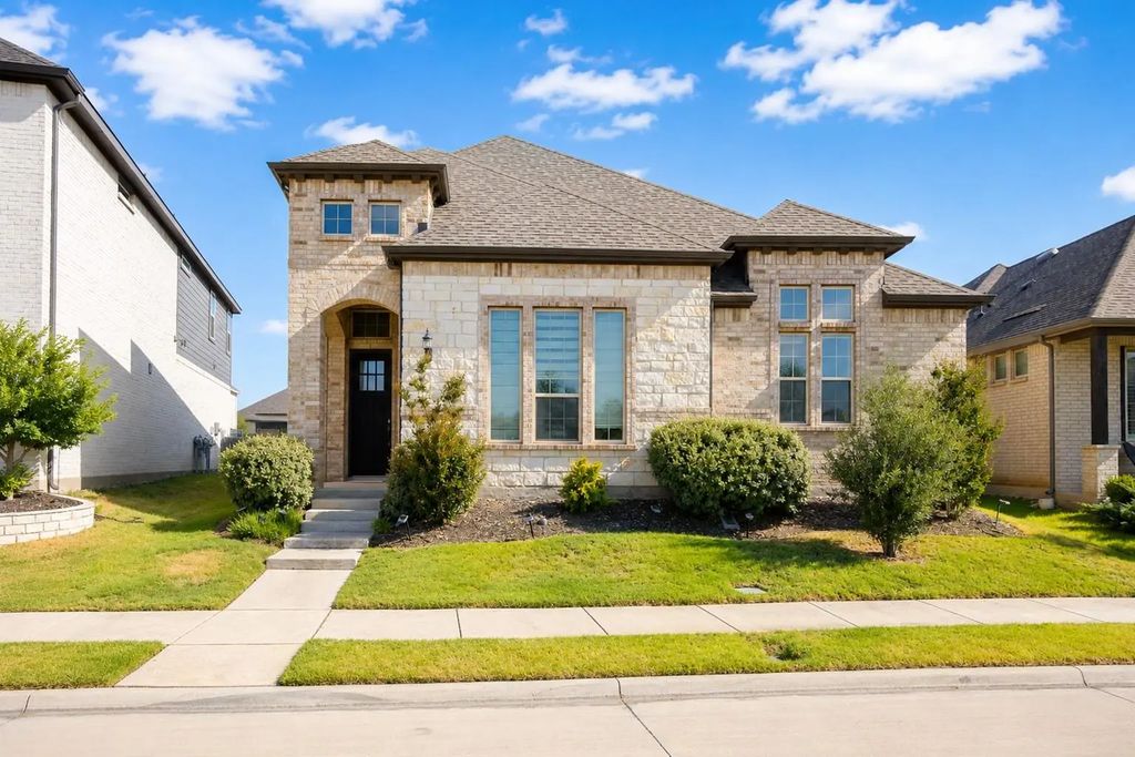 1655 Fagan Street, Farmers Branch