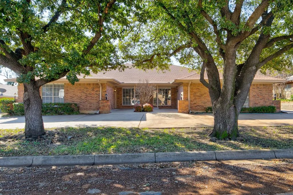 4609 Ranch View Road, Fort Worth