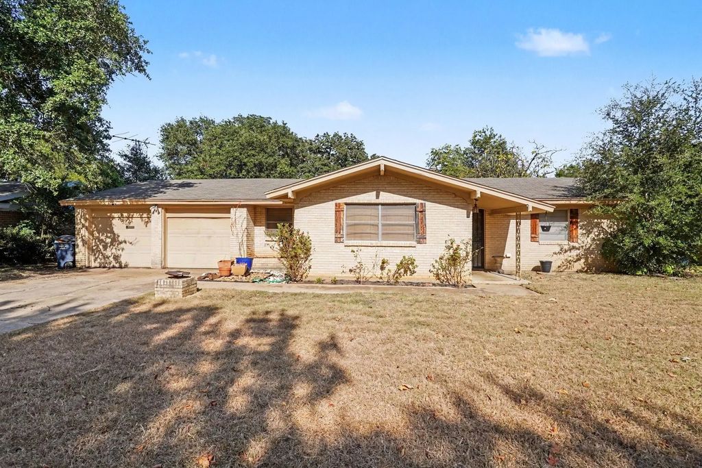 1553 Montclair Drive, Fort Worth