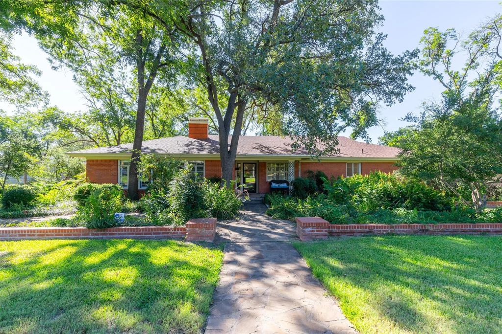 3765 Woodridge Drive, Abilene