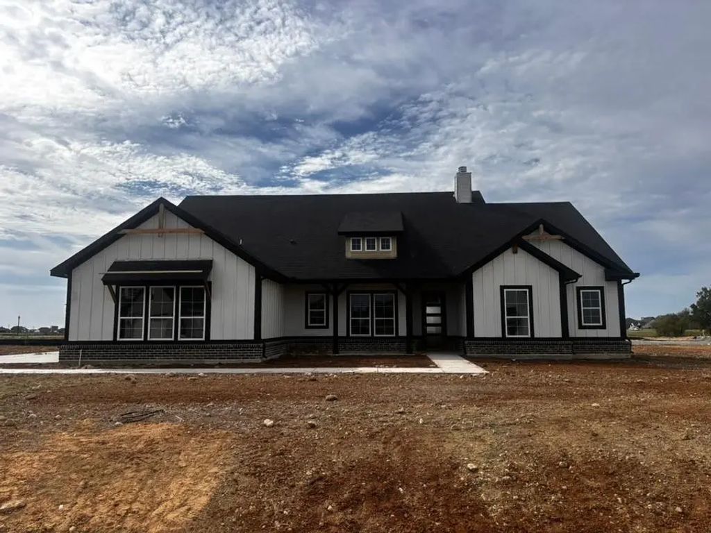 149 Pheasant Run Drive, New Fairview