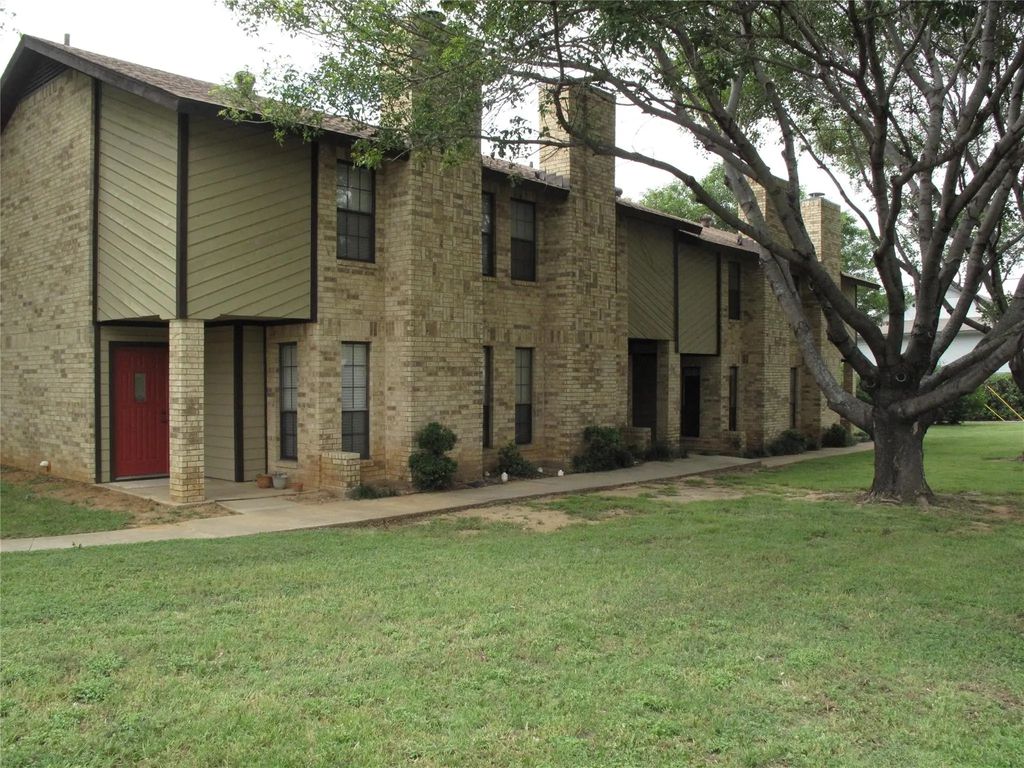 900 Kilkenny Court B, Denton
