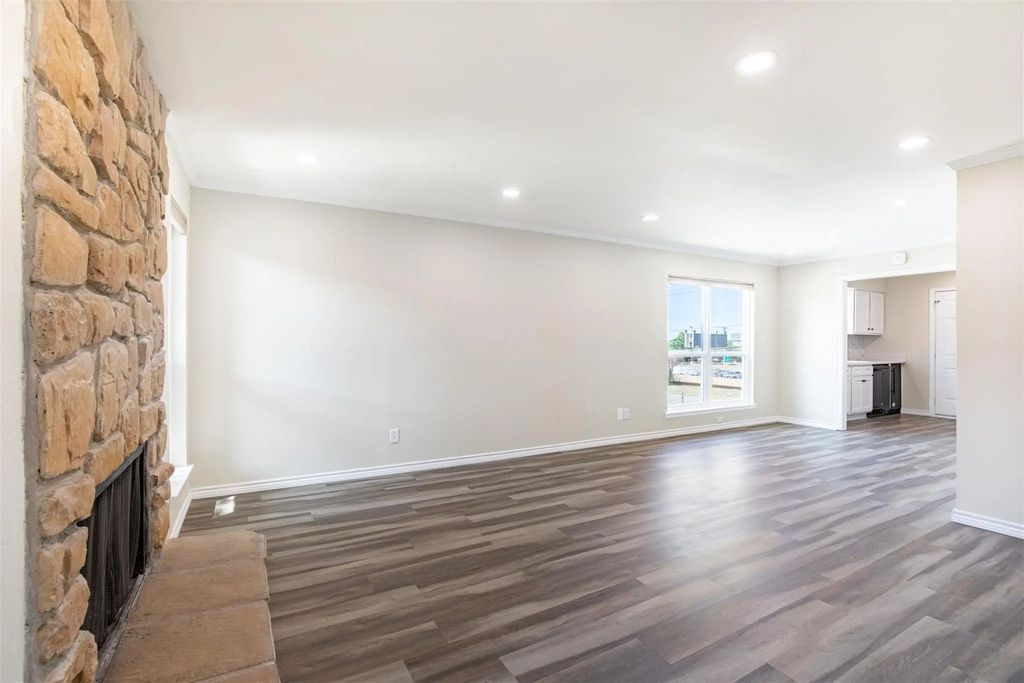 10650 Steppington Drive 228, Dallas