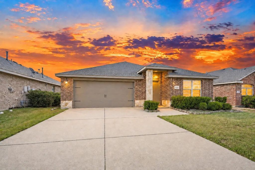 1218 River Oak Lane, Royse City