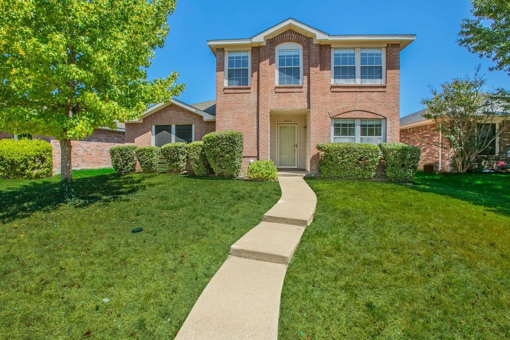 2415 Mallory Lane, Lancaster