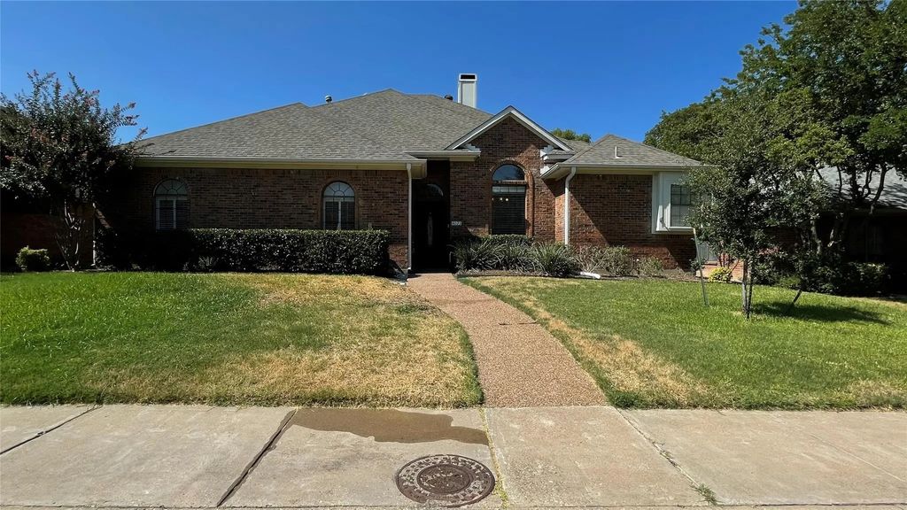 4023 Lawngate Drive, Dallas