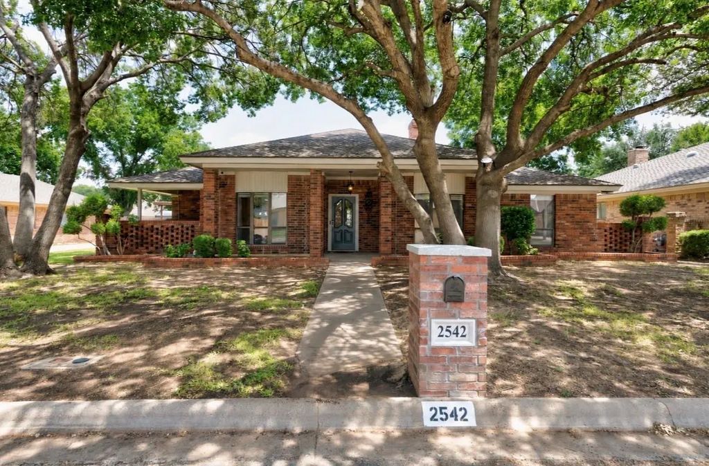 2542 Woodlake Drive, Abilene