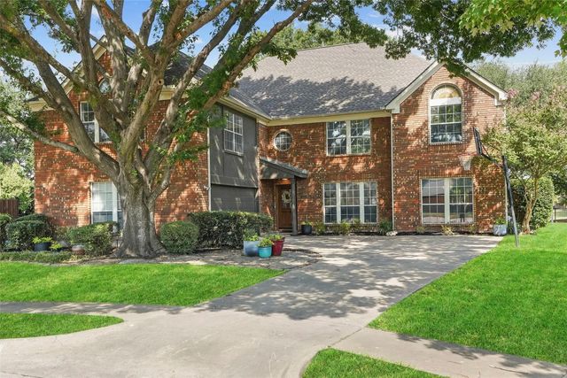 501 Palm Desert Drive, Garland