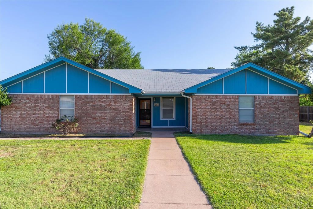 426 Pleasant Lane, Clyde