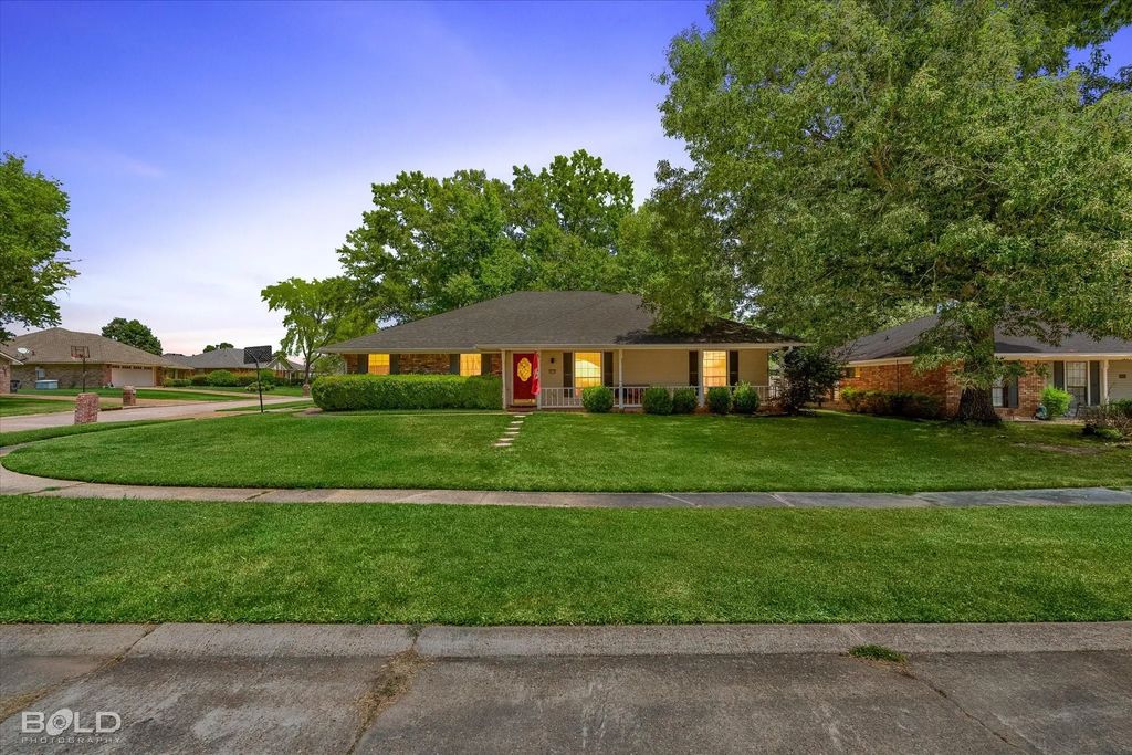 8809 Cromwell Drive, Shreveport