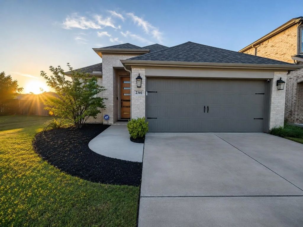 2301 Kirkstall Way, Forney