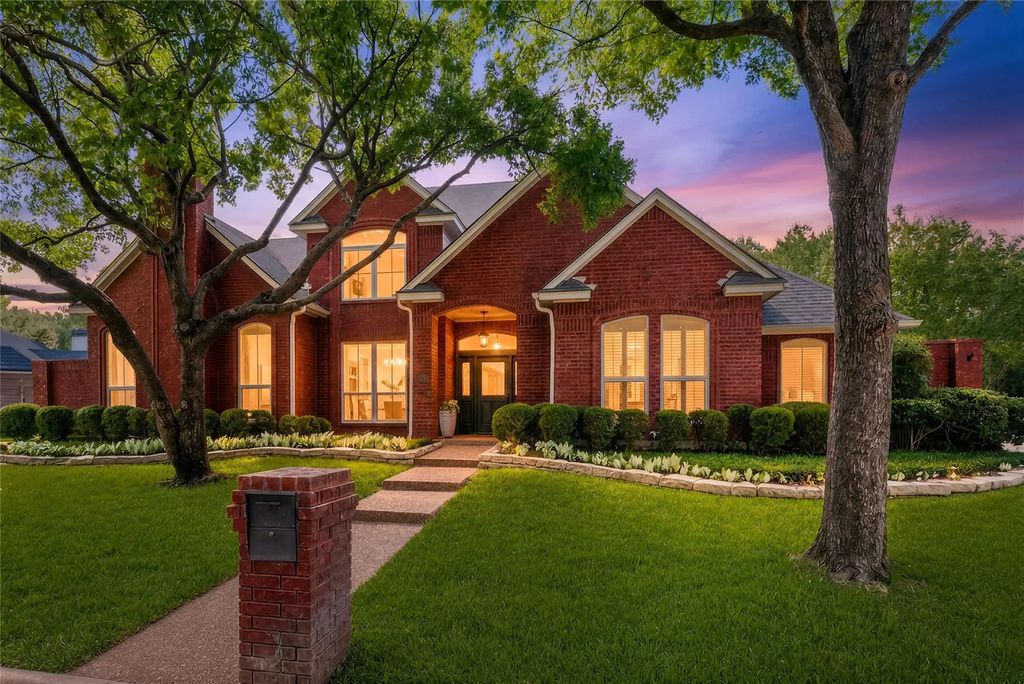 619 Portofino Drive, Arlington