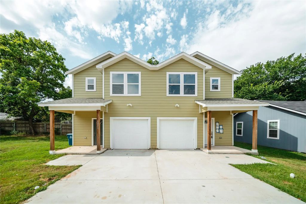 1016 W Ford Street, Denison