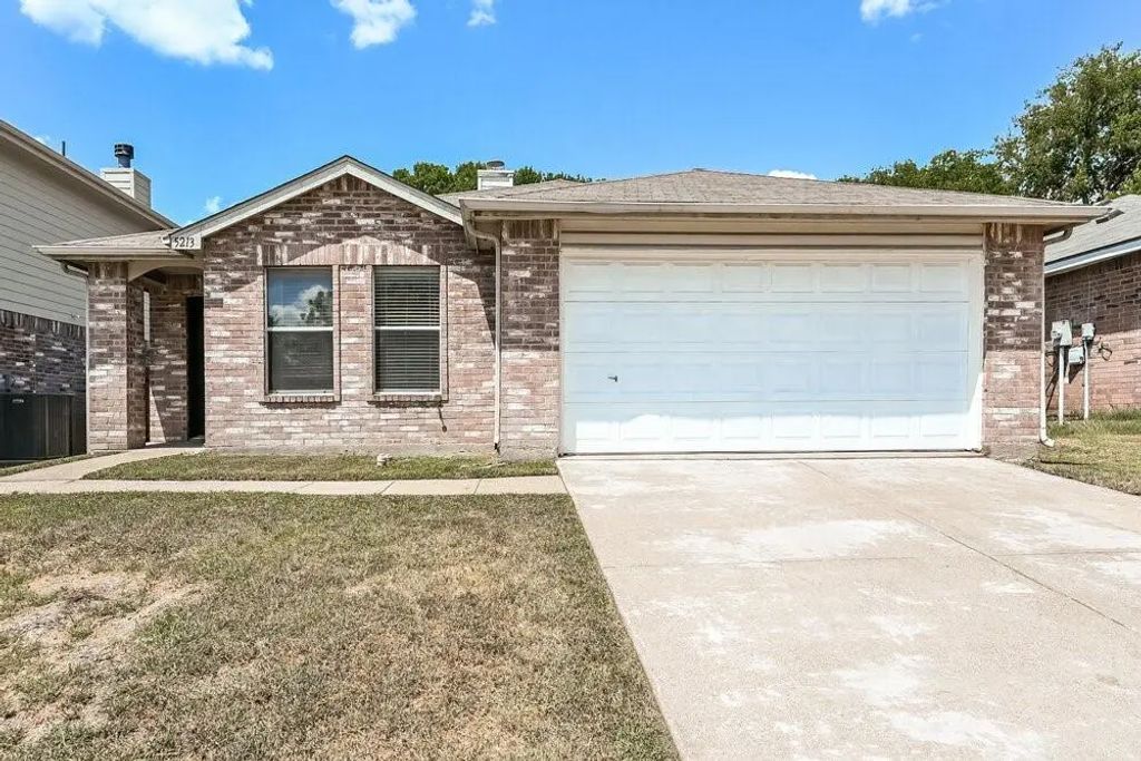 5213 Bedfordshire Drive, Fort Worth
