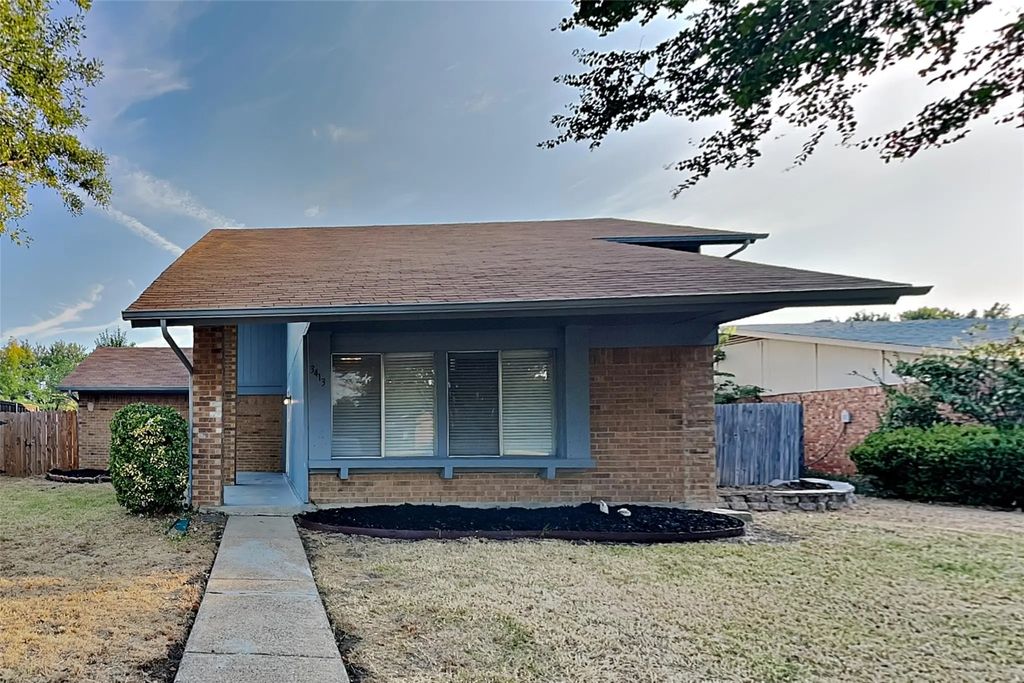 3413 Castle Rock Lane, Garland