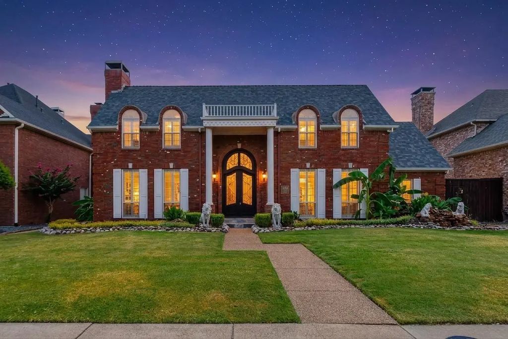 4404 Hollow Oak Drive, Dallas