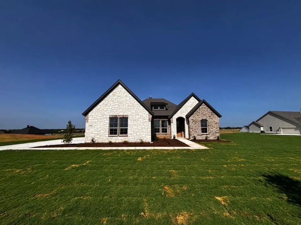 156 Hillview Trail, Decatur
