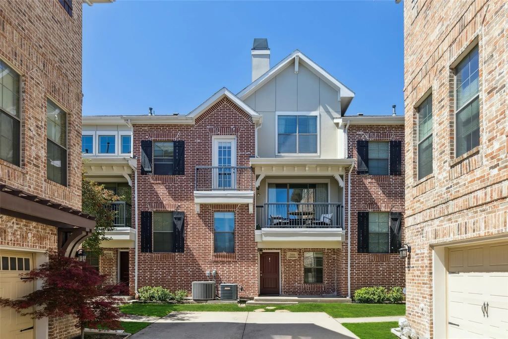 2016 Azure Pointe, Richardson