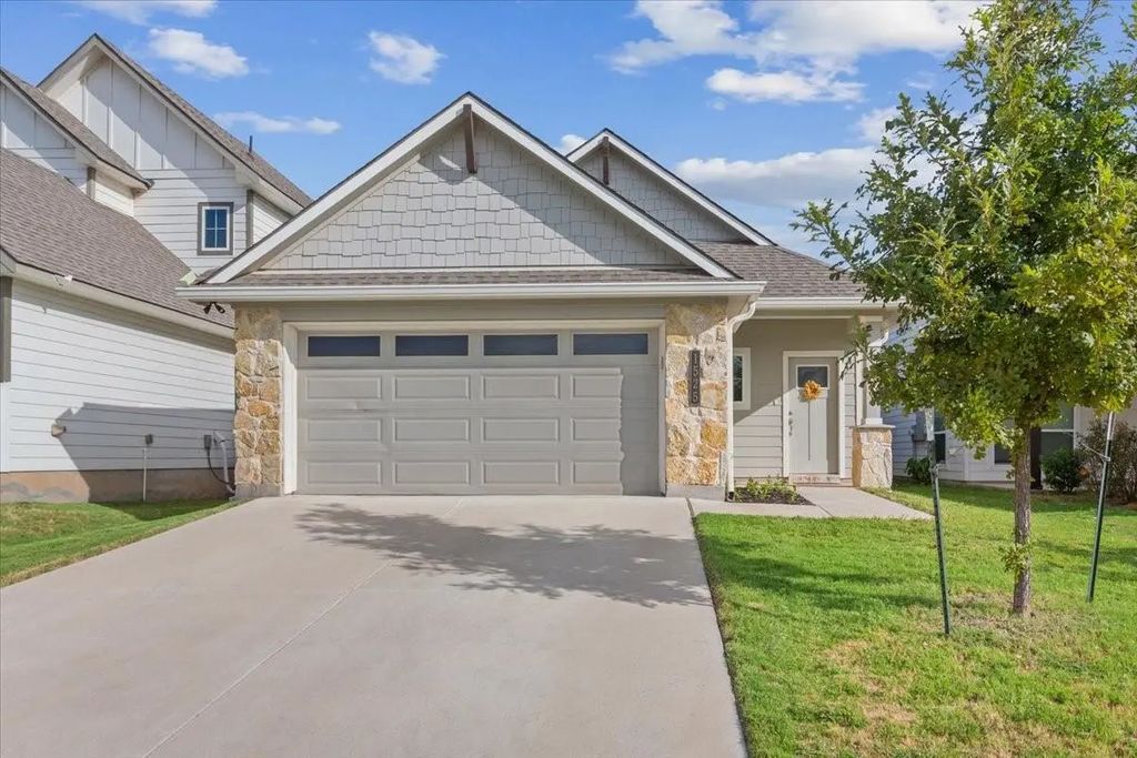 1525 Elise Avenue, Waco
