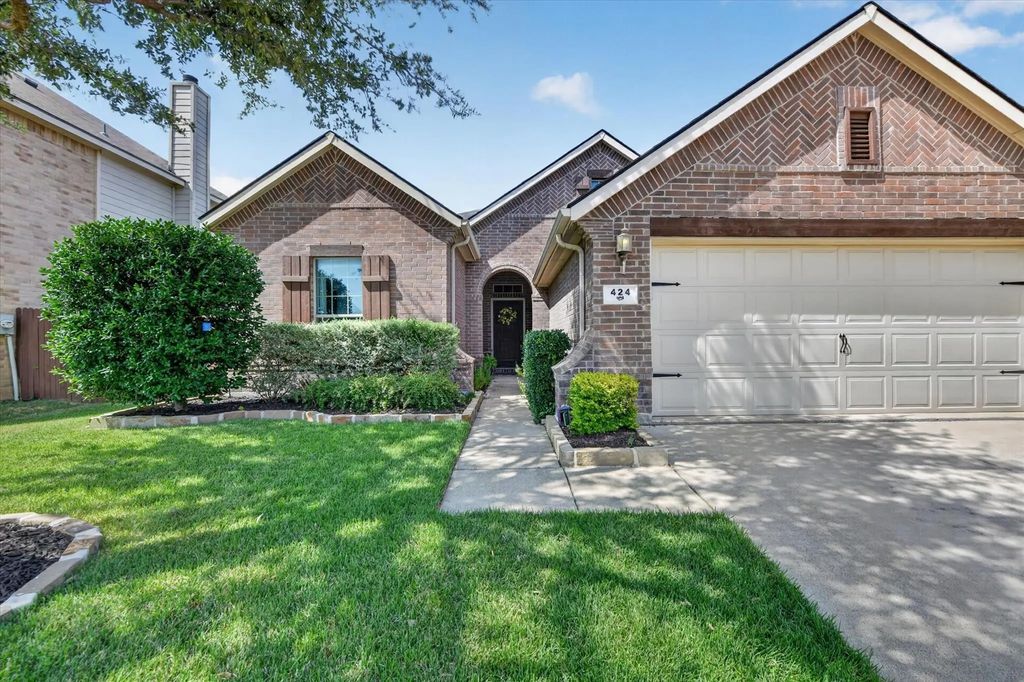 424 Foxcraft Drive, Fort Worth