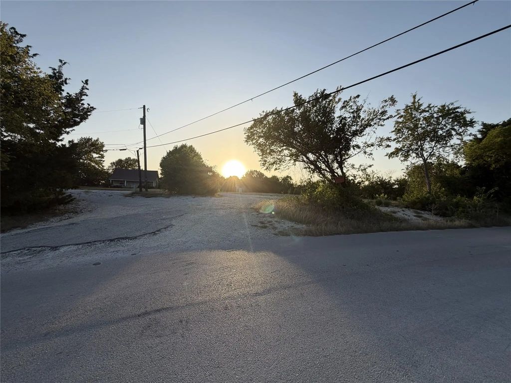 2505 W Fm 875, Midlothian
