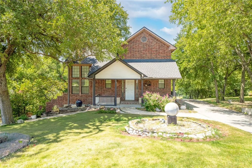 2460 Waterstone Drive, Cedar Hill