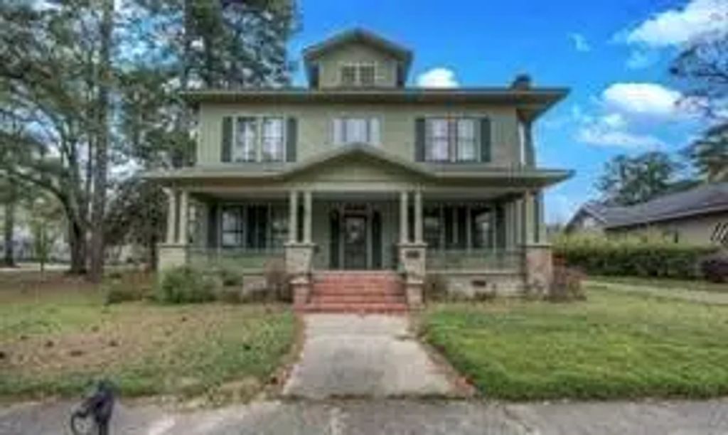 311 E And West Street, Minden