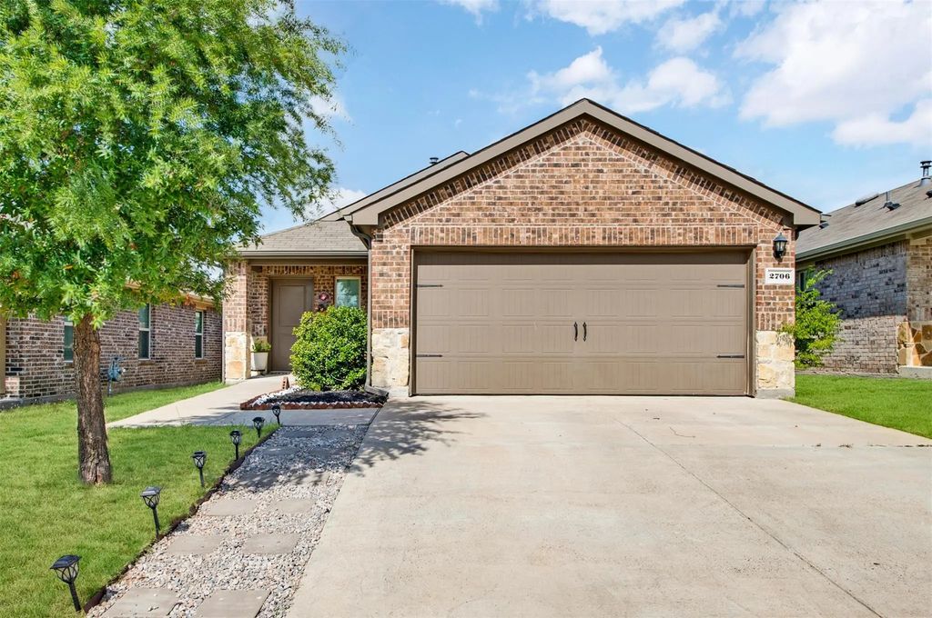 2706 Blackbuck Court, Crandall