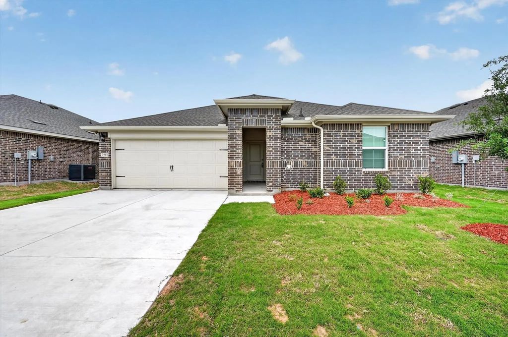 3918 Applewood Trail, Princeton
