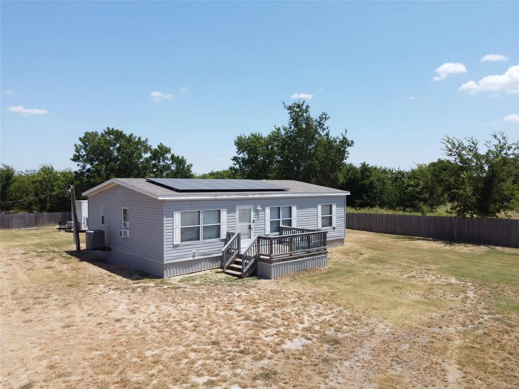 4412 Farm To Market 933, Whitney