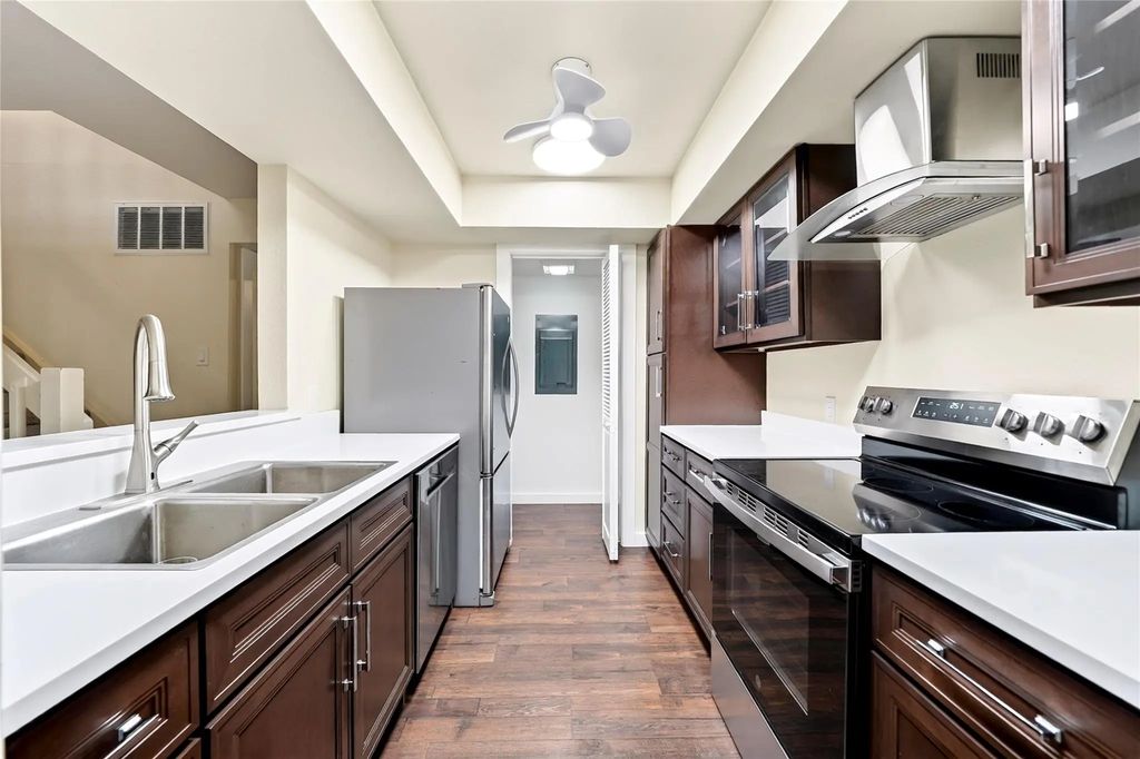 1232 Signal Ridge Place, Rockwall
