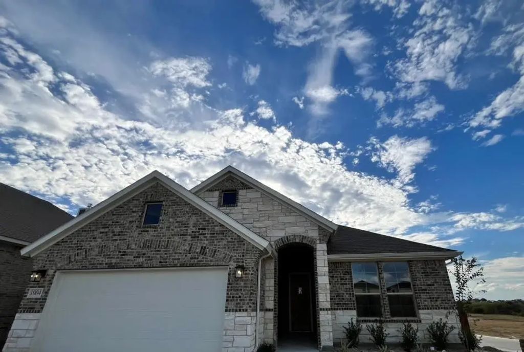 1004 Elmstead Drive, Fort Worth
