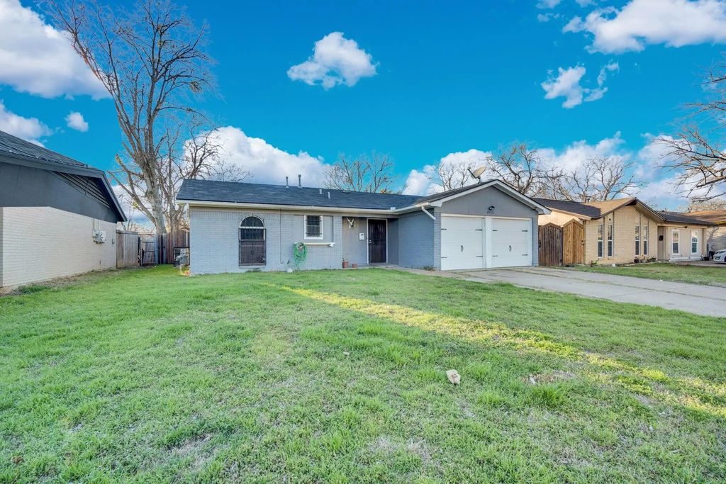 4916 Eastover Avenue, Fort Worth
