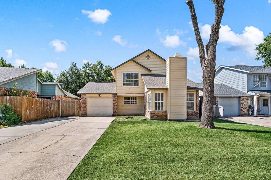 4640 Waterway Drive N, Fort Worth