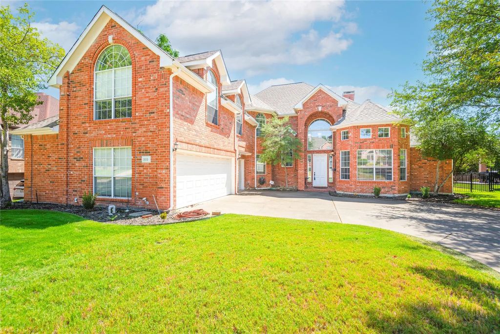 909 Hills Creek Drive, McKinney