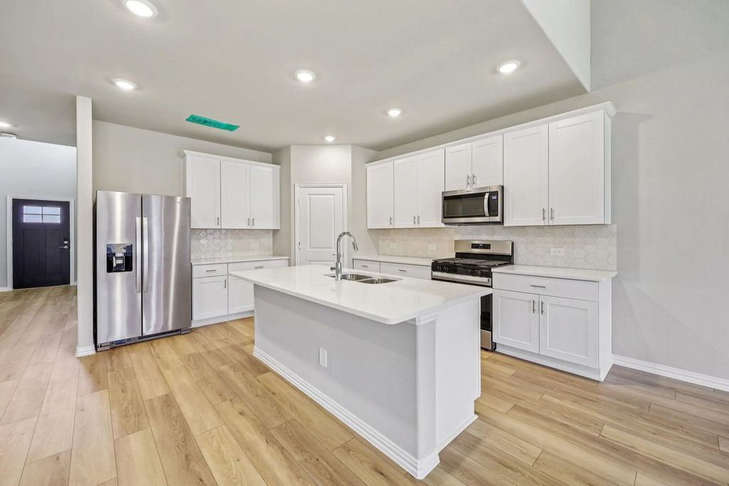 3228 Dustbend Plaza, Fort Worth