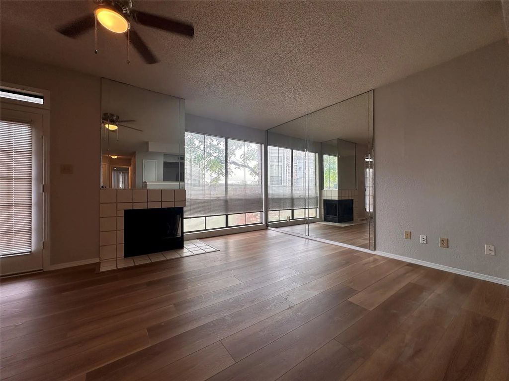 3416 Country Club Drive W 123, Irving