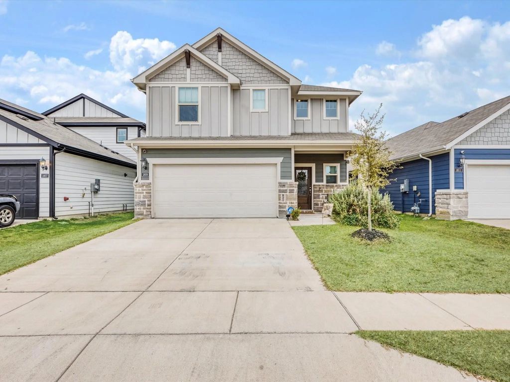 1809 Ash Oak Lane, Forney