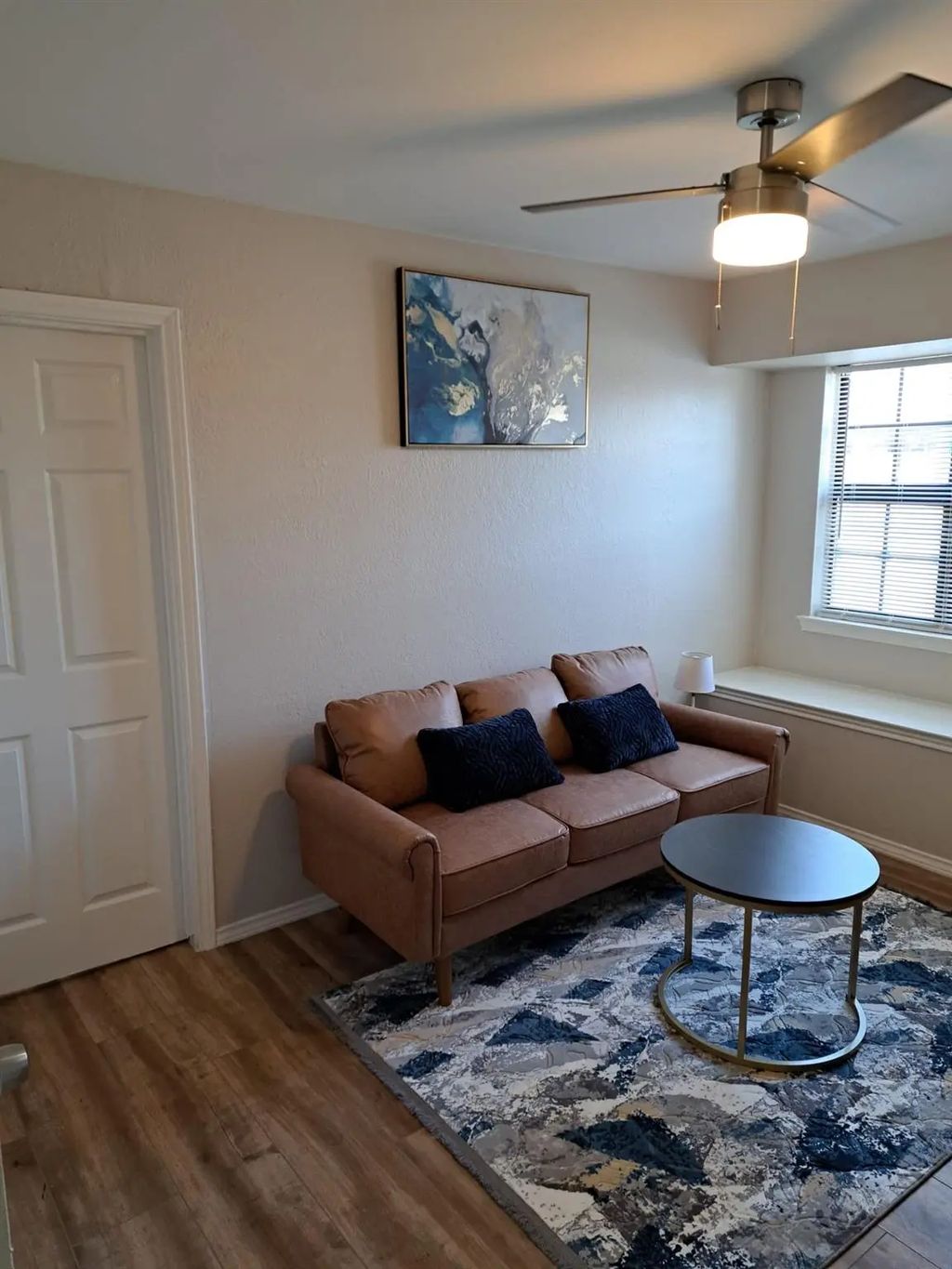 1702 Crest Point Drive, Arlington