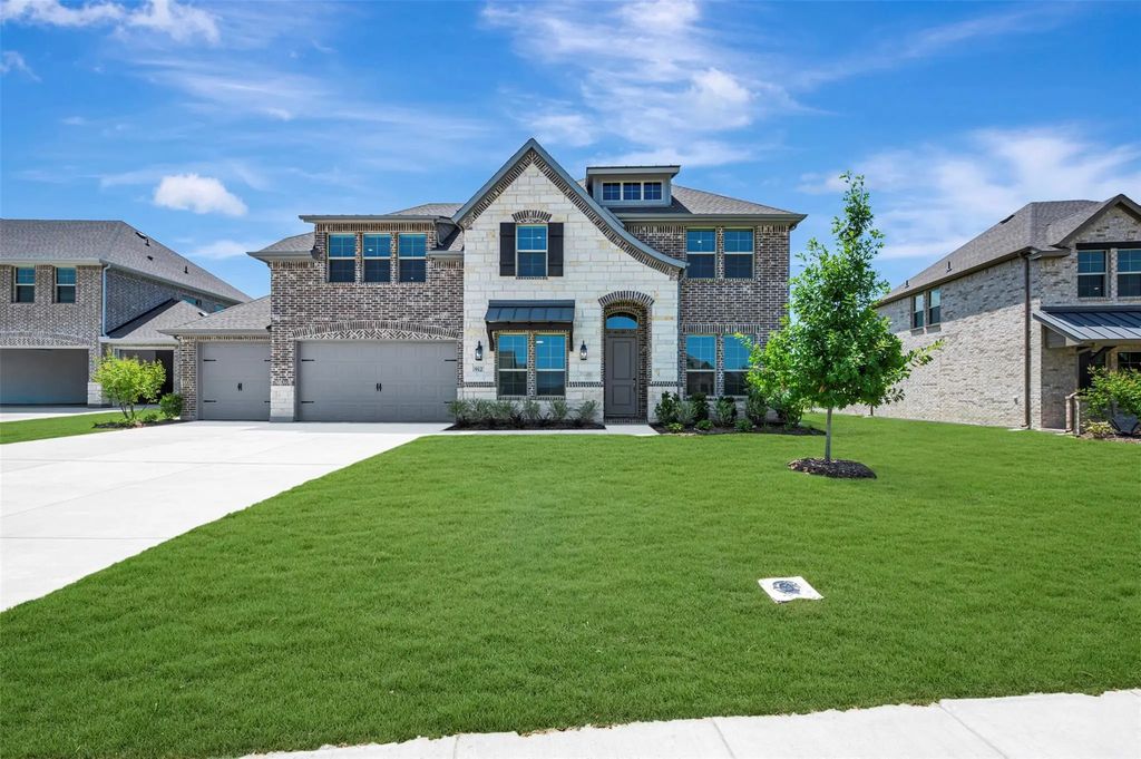 912 Wood Duck Court, Heath